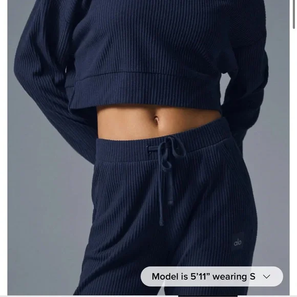 Alo yoga M Navy Blue Women's Ribbed Hoodie - Picture 2 of 3